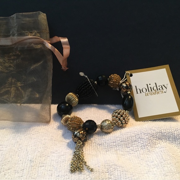 Chico’s Holiday Bracelet - Picture 2 of 4